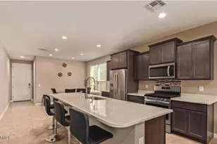 1953 W Yellowbird Ln, Phoenix, AZ 85085 - Photo 7