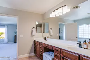 2712 E Quiet Hollow Ln, Phoenix, AZ 85024 - Photo 31