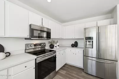 1383 E Washington Avenue, Gilbert, AZ 85234 - Photo 15