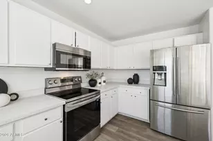 1383 E Washington Ave, Gilbert, AZ 85234 - Photo 15