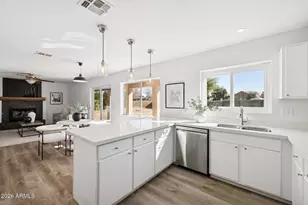 1383 E Washington Ave, Gilbert, AZ 85234 - Photo 17