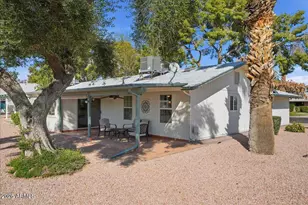 4939 E Lake Point Ct, Phoenix, AZ 85044 - Photo 29