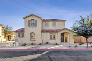 6337 S Blake St, Gilbert, AZ 85298 - Photo 29