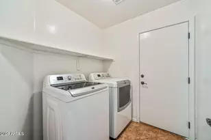 7809 S 20th Ln, Phoenix, AZ 85041 - Photo 31