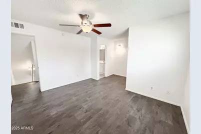 6729 N 44th Avenue, Glendale, AZ 85301 - Photo 17