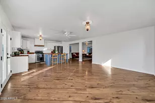 15957 W Crocus Dr, Surprise, AZ 85379 - Photo 13