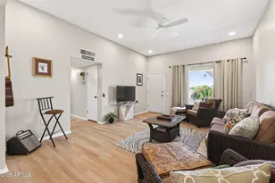 9240 W Hidden Valley Ln, Sun City, AZ 85351 - Photo 5