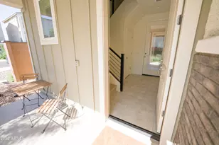 1218 S Sunset Dr, Chandler, AZ 85286 - Photo 3