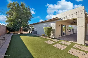 2246 E San Carlos Pl, Chandler, AZ 85249 - Photo 41