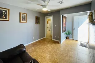3720 W Mauna Loa Ln, Phoenix, AZ 85053 - Photo 7