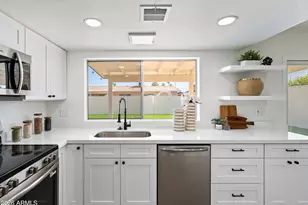 10617 N 47th Ln, Glendale, AZ 85304 - Photo 13