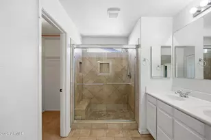 6473 S Kimberlee Way, Chandler, AZ 85249 - Photo 11