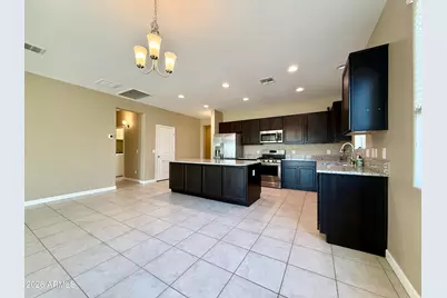 40865 W Hensley Way, Maricopa, AZ 85138 - Photo 9