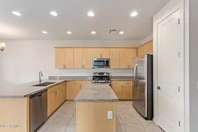 42284 W Balsa Drive, Maricopa, AZ 85138 - Photo 23