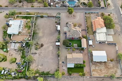 820 N 111th Street, Mesa, AZ 85207 - Photo 9