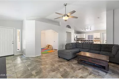 2650 E Hartford Avenue, Phoenix, AZ 85032 - Photo 7