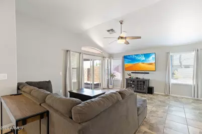 2650 E Hartford Avenue, Phoenix, AZ 85032 - Photo 9