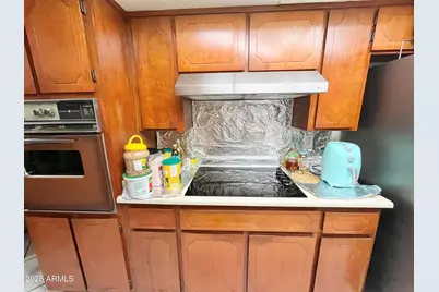 7605 N 46th Avenue, Glendale, AZ 85301 - Photo 15