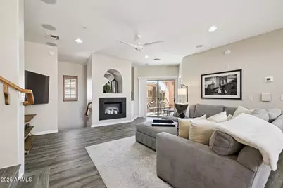 3935 E Rough Rider Road #1024, Phoenix, AZ 85050 - Photo 9