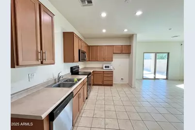 6237 W Orchid Lane, Glendale, AZ 85302 - Photo 11