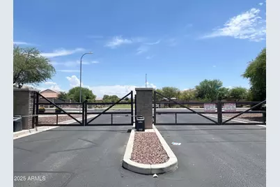 6237 W Orchid Lane, Glendale, AZ 85302 - Photo 9