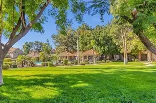 1633 E Lakeside Dr, Gilbert, AZ 85234 - Photo 27