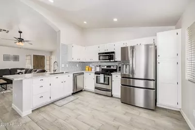 2284 E Stottler Drive, Gilbert, AZ 85296 - Photo 13