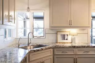 99 W Holly St, Phoenix, AZ 85003 - Photo 15