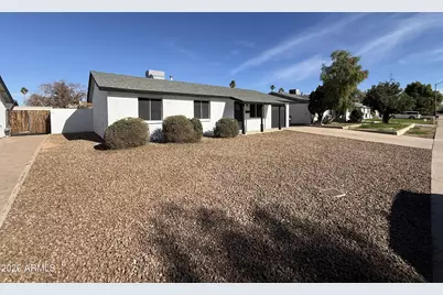 3640 E Ludlow Drive, Phoenix, AZ 85032 - Photo 3