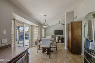 5651 E Fairfield Street E, Mesa, AZ 85205 - Photo 25