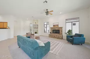 2223 E Branham Ln, Phoenix, AZ 85042 - Photo 5