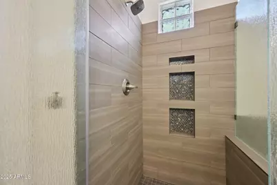 2223 E Branham Lane, Phoenix, AZ 85042 - Photo 15