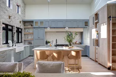 1915 E Rose Lane, Phoenix, AZ 85016 - Photo 7