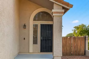 4043 E Mountain Vista Dr, Phoenix, AZ 85048 - Photo 3