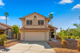 4043 E Mountain Vista Dr, Phoenix, AZ 85048 - Photo 1