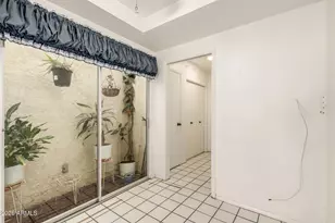 942 E Laguna Dr, Tempe, AZ 85282 - Photo 27