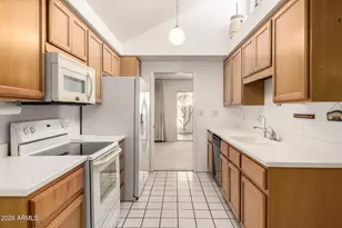 942 E Laguna Dr, Tempe, AZ 85282 - Photo 15