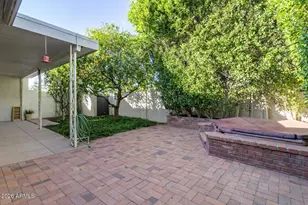 942 E Laguna Dr, Tempe, AZ 85282 - Photo 31