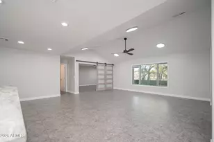 4901 W Greenway Rd, Glendale, AZ 85306 - Photo 7