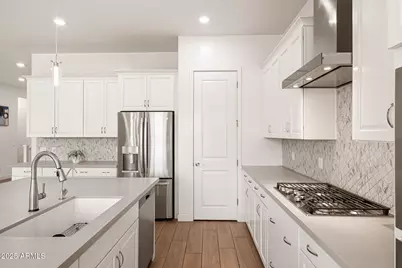 1458 E Lodgepole Drive, Gilbert, AZ 85298 - Photo 7