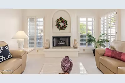 433 W Champagne Drive, Chandler, AZ 85248 - Photo 9