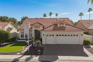 433 W Champagne Dr, Chandler, AZ 85248 - Photo 3