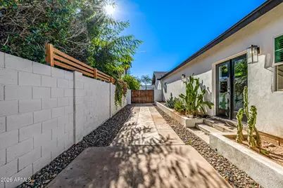 938 E Coronado Road, Phoenix, AZ 85006 - Photo 31