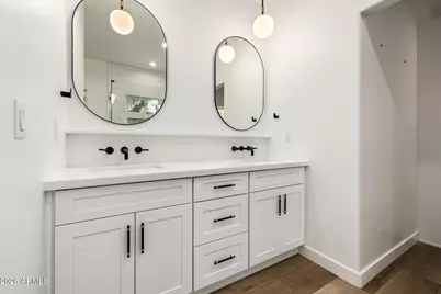 938 E Coronado Road, Phoenix, AZ 85006 - Photo 17