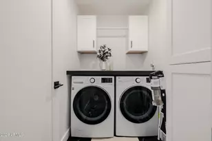 260 E Bruce Ave, Gilbert, AZ 85234 - Photo 41