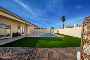 8768 W Kathleen Rd, Peoria, AZ 85382 - Photo 3