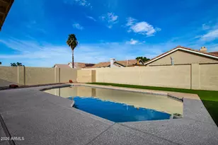 8768 W Kathleen Rd, Peoria, AZ 85382 - Photo 5