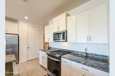 17312 W Red Fox Road, Surprise, AZ 85387 - Photo 13