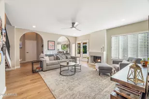 5253 E Paradise Ln, Scottsdale, AZ 85254 - Photo 15