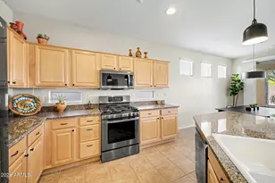 28095 N 123rd Ln, Peoria, AZ 85383 - Photo 15